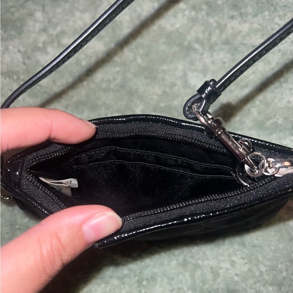 ⭐️NEW⭐️ COACH Signature Jacquard Wristlet - Picture 4 of 6